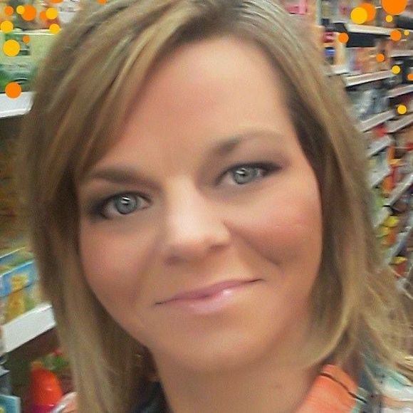 Meet your Posher, Brandy - Picture 1 of 1